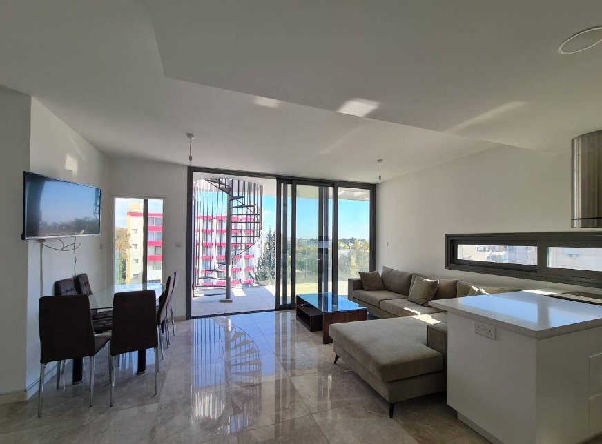 3 BR Penthouse in Neapolis, Limassol photo 4