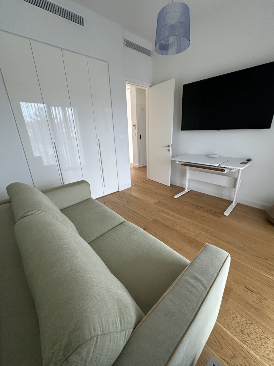 4 BR Triplex Apartment with a garden in Potamos Germasogeias, Limassol photo 9