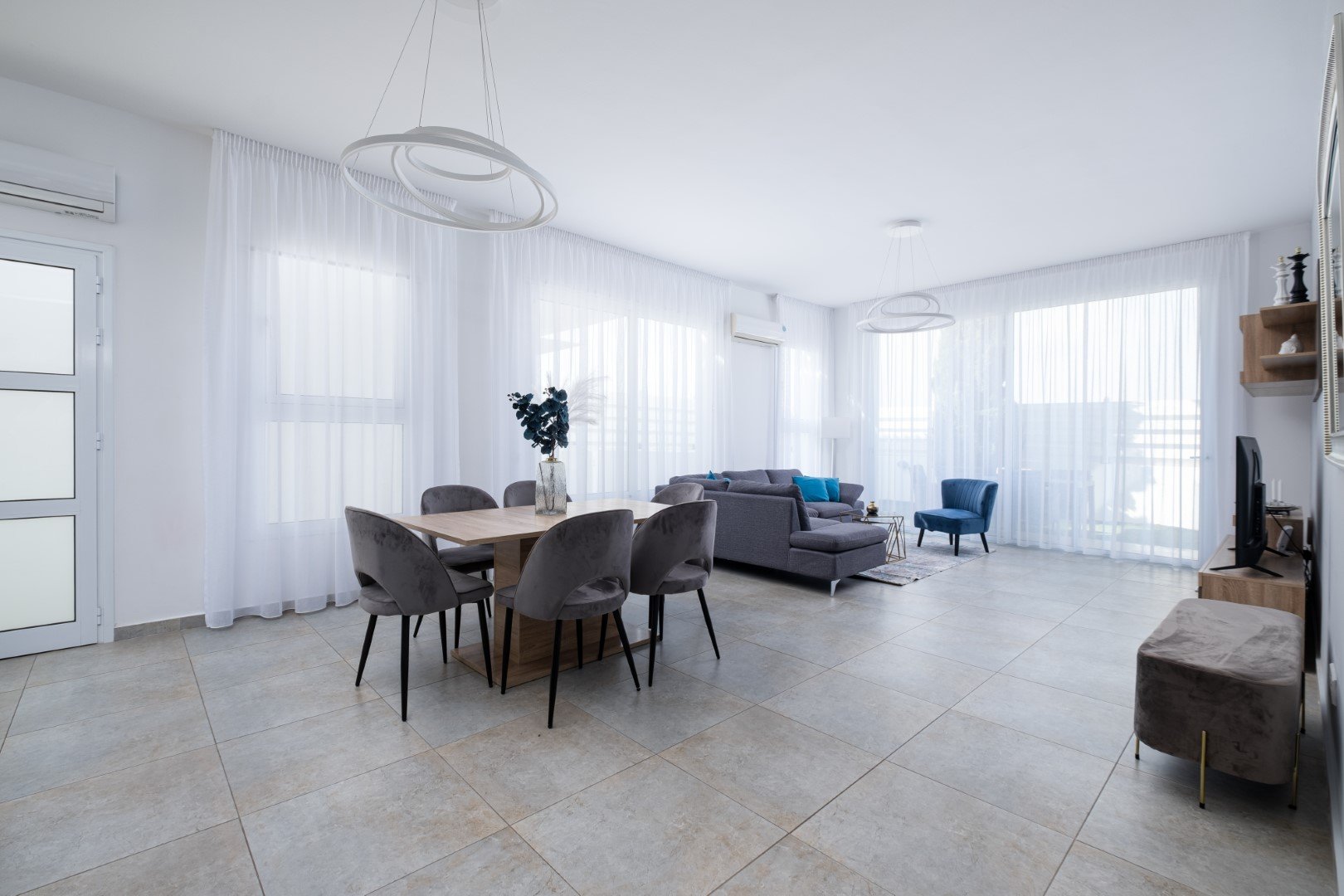 4 BR House in Dromolaxia, Larnaca photo 17