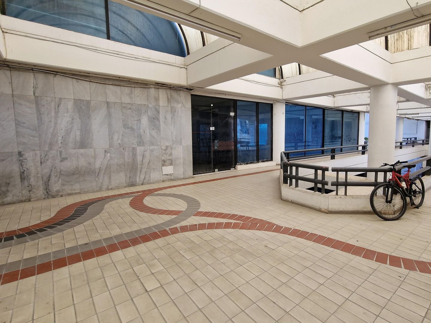 Prime Duplex Office Unit on Makariou Avenue, Nicosia City Center. photo 11