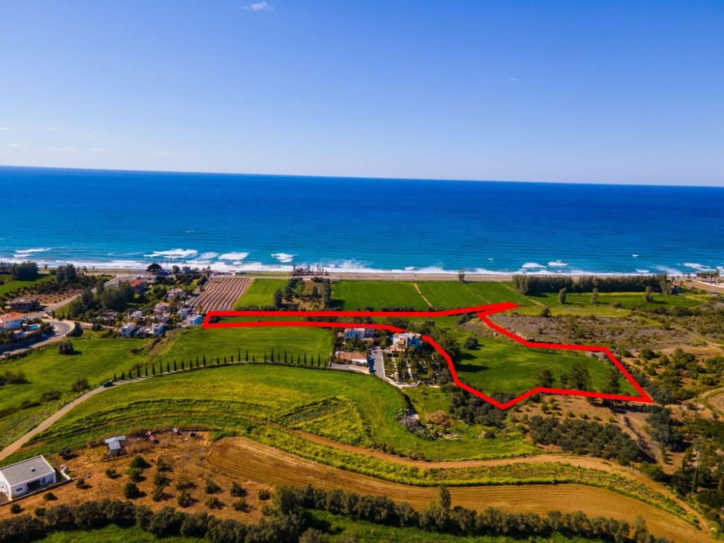 Shared touristic field in Argaka, Paphos photo 6