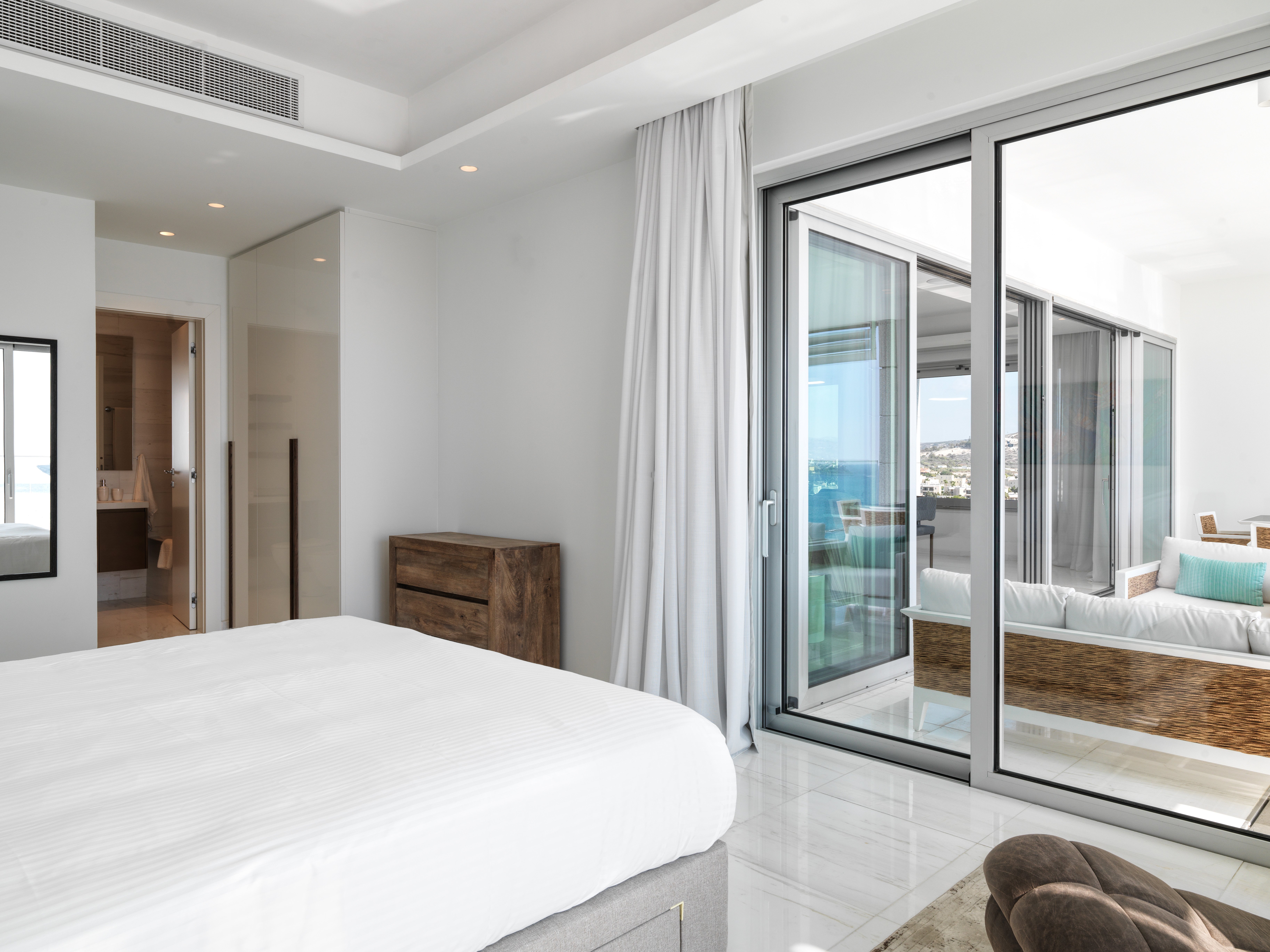 3 BR Apartment in Parekklisia Tourist Area, Limassol photo 9