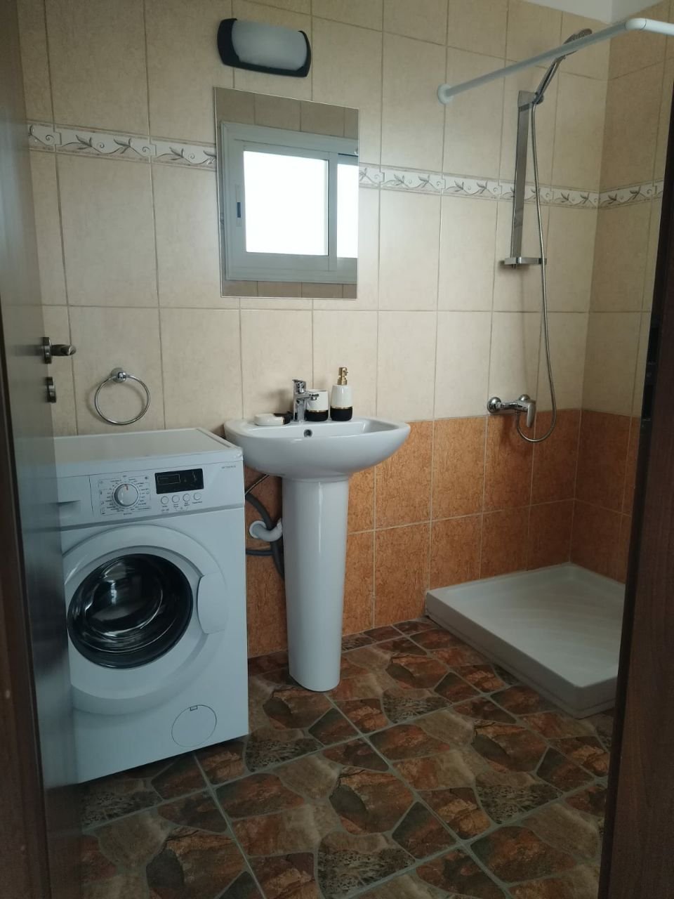 1 BR Apartment in Pegeia, Paphos photo 8