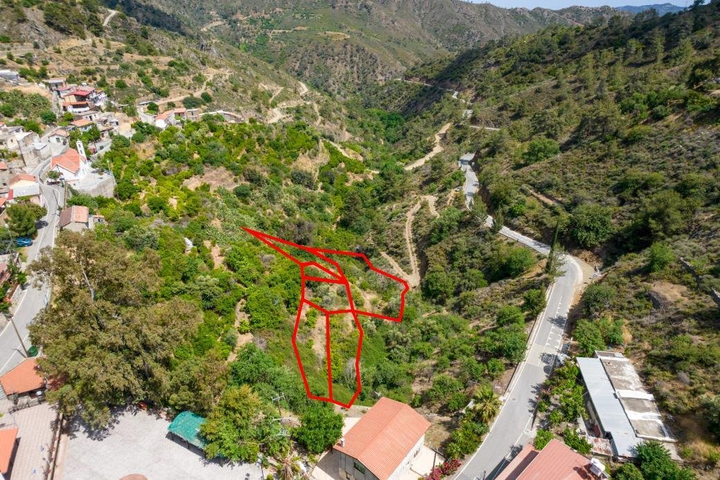 Six residential fields in Sykopetra, Limassol photo 3