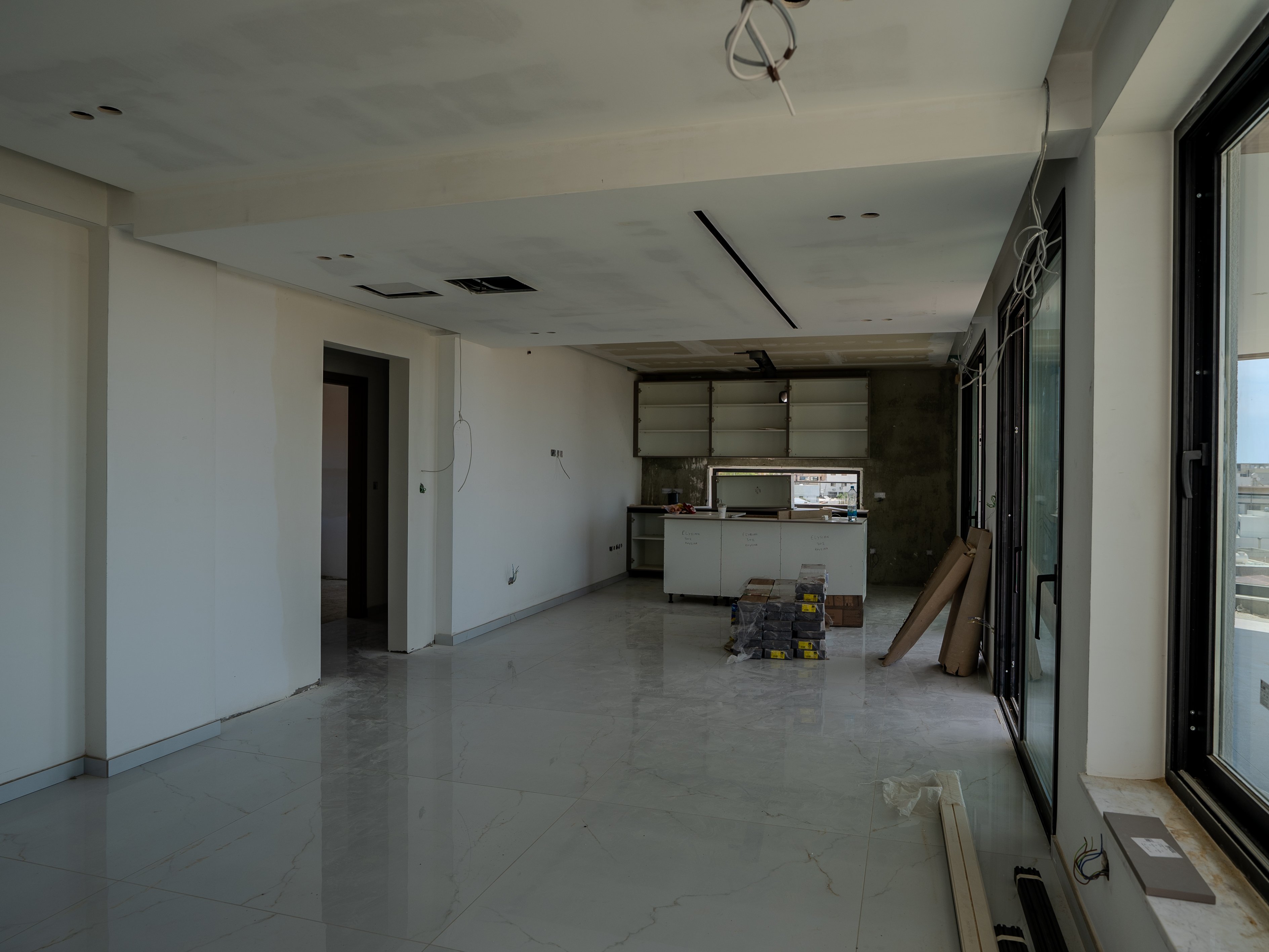 3 BR Penthouse in Agios Athanasios, Limassol photo 5