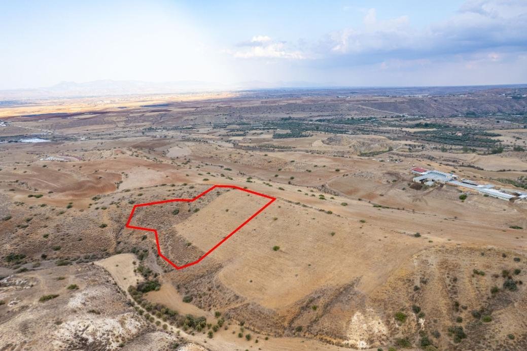 Field in Nikitari, Nicosia photo 4