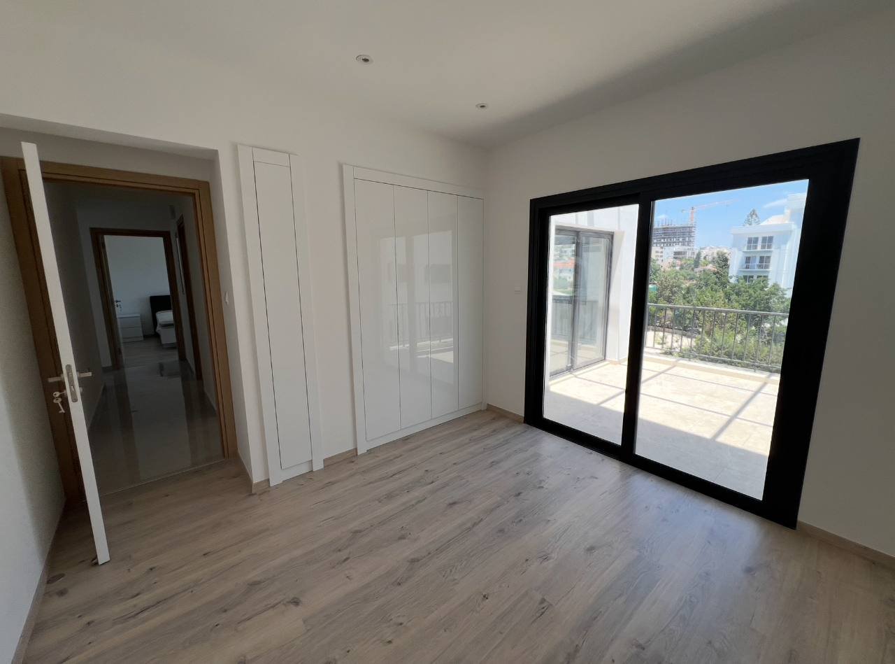 3 BR Apartment in Agios Tychonas, Limassol photo 7