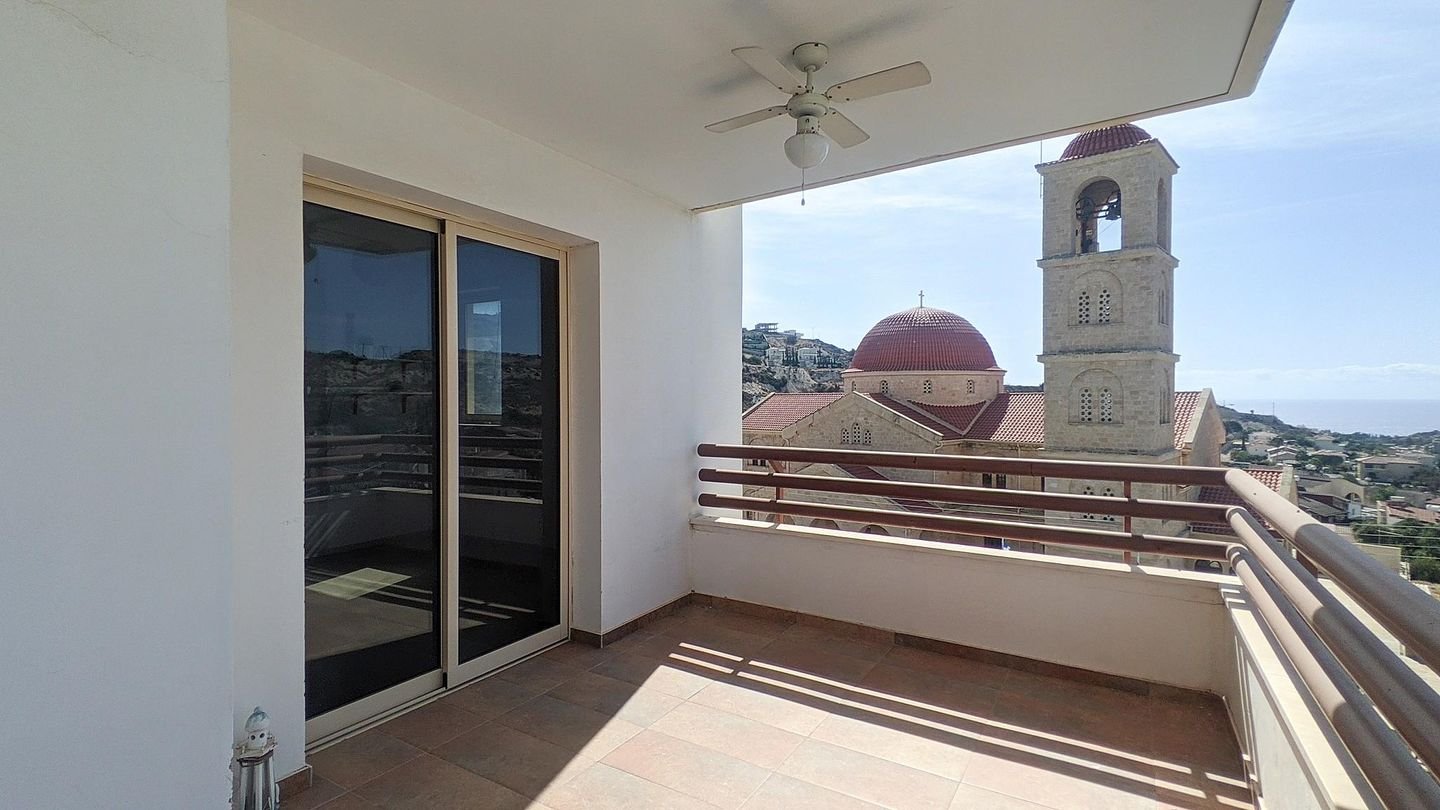 Modern 3-Bedroom Apartment, Agios Tychon, Limassol photo 13