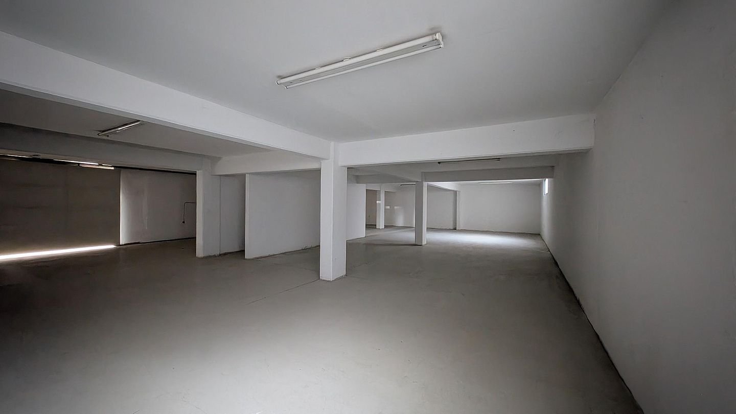 Commercial building in Kokkinotrimithia, Nicosia photo 26