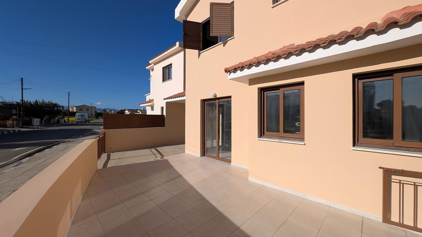Two-Storey Semi-Detached House in Psimolofou, Nicosia photo 25