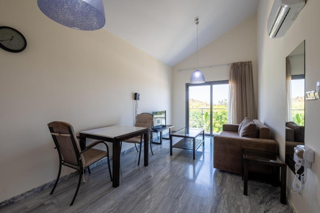 1-bedroom apartment in Latchi, Paphos photo 10