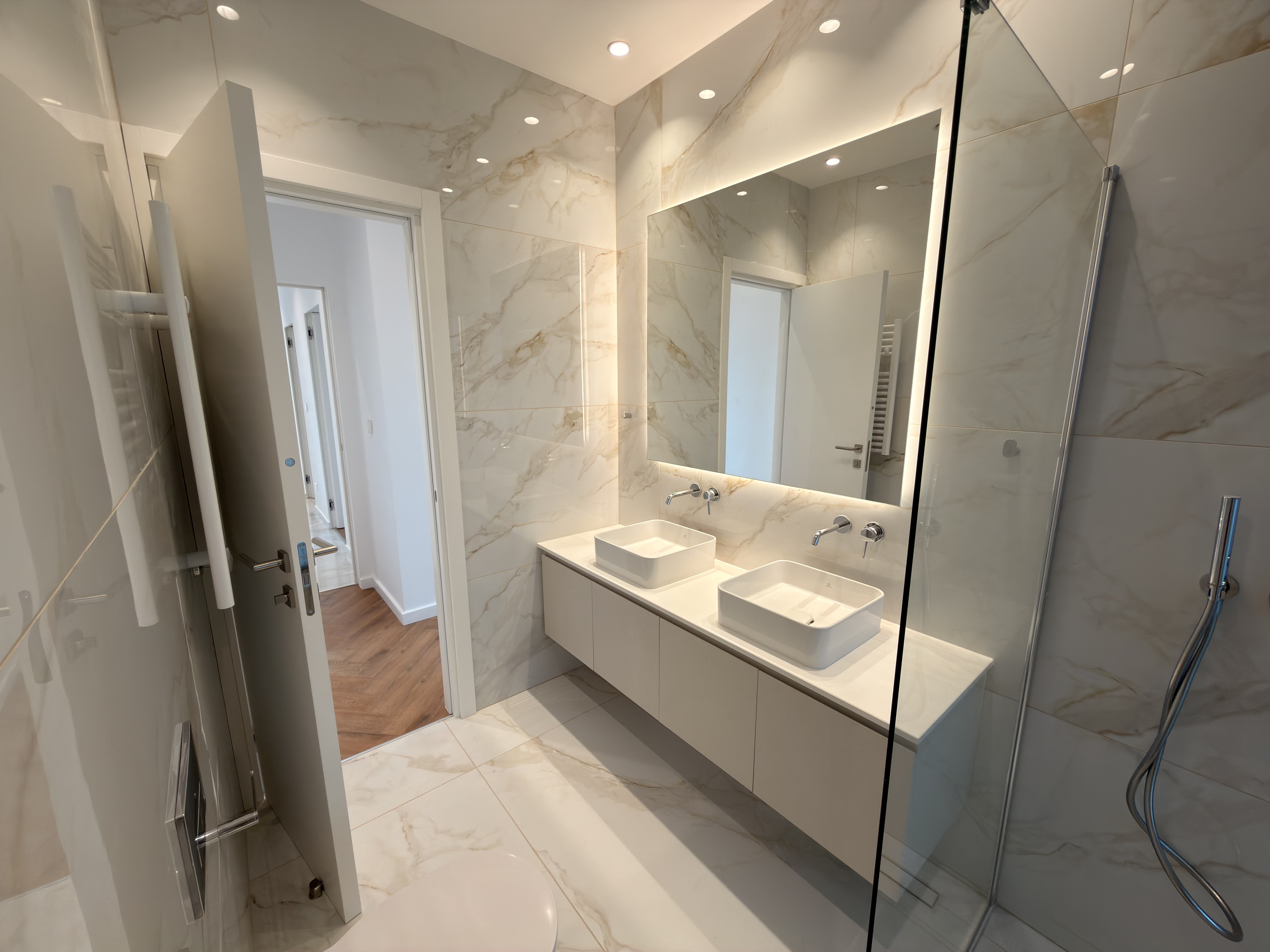 2 BR Apartment in Agios Tychonas, Limassol photo 9