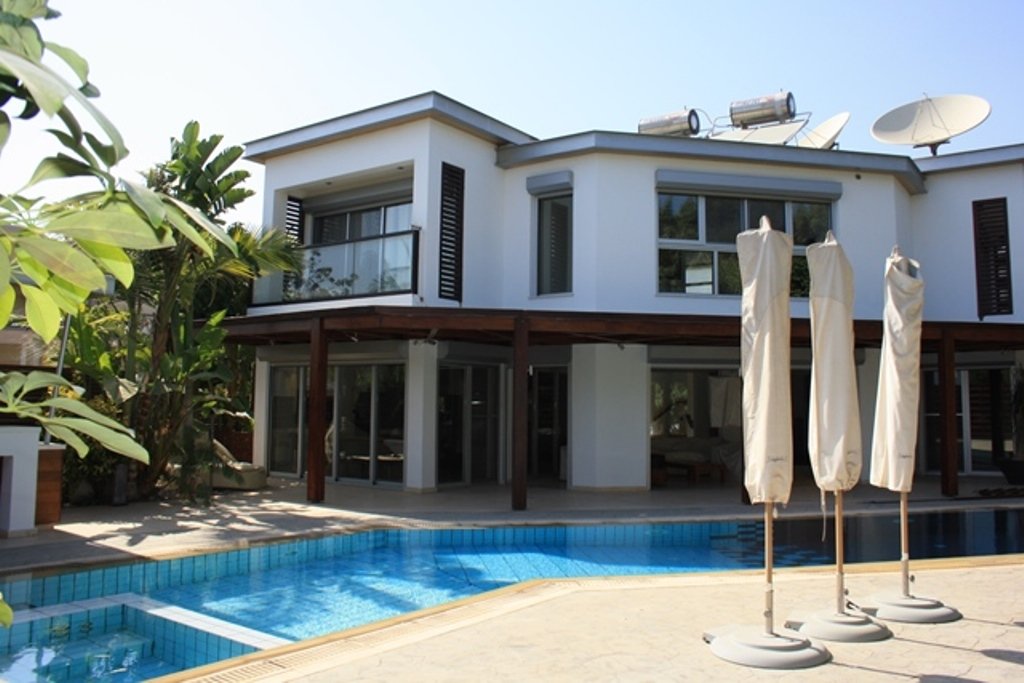 3 BR Villa in Pyrgos Tourist Area, Limassol photo 2