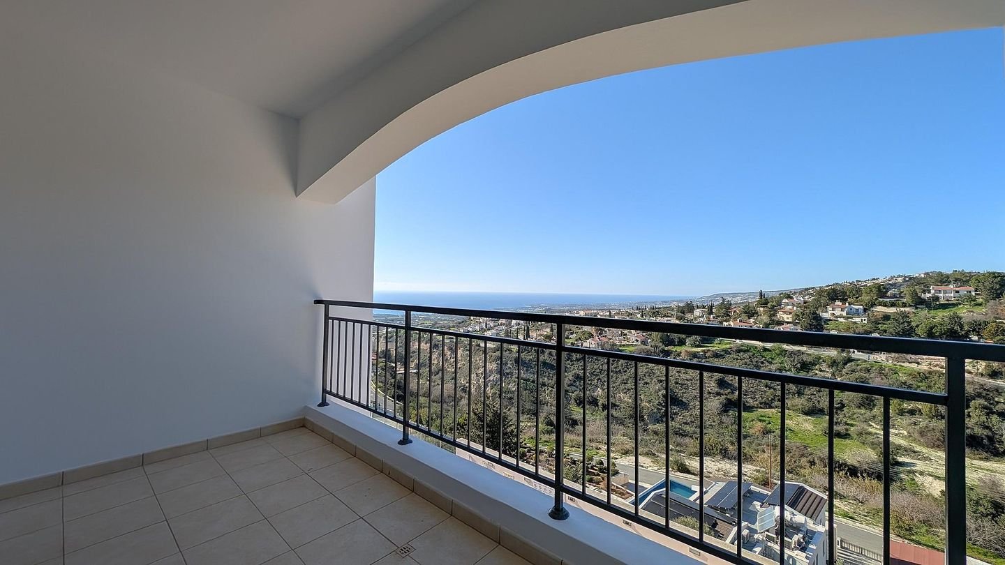 Two-Storey 2-Bedroom Apartment in Tala, Paphos photo 20