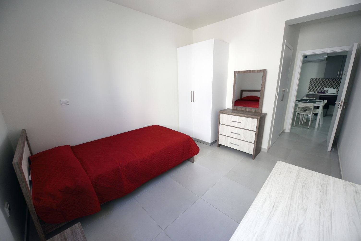 4 BR Apartment in Pyla photo 3