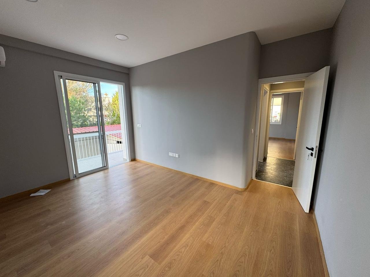 Fully renovated Office in Agios Georgios, Limassol photo 9