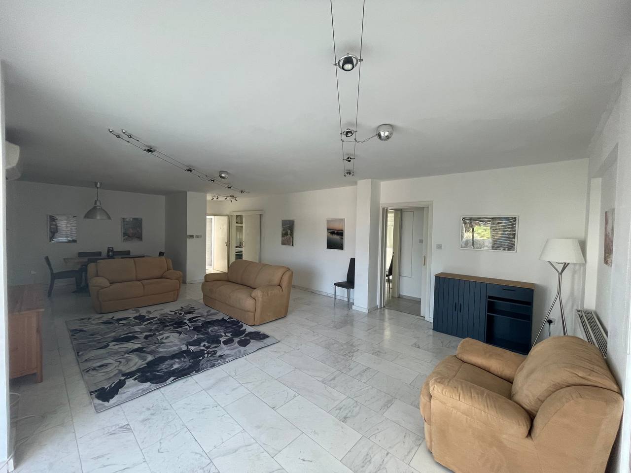 3 BR Apartment in Engomi, Nicosia photo 7