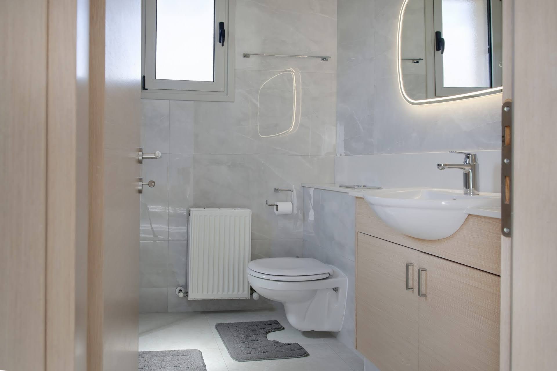 3 BR Villa in Agios Tychonas, Limassol photo 11