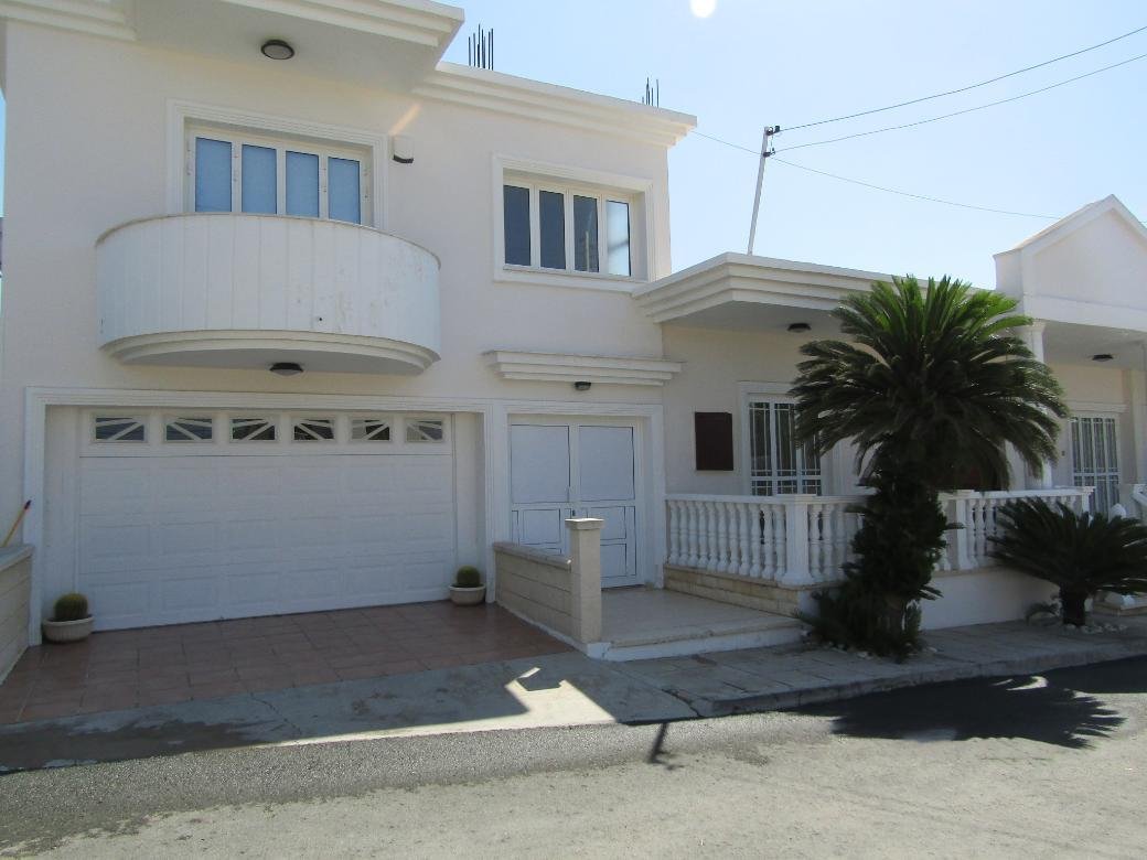 4 bedroom house in Aradippou, Larnaca photo 4
